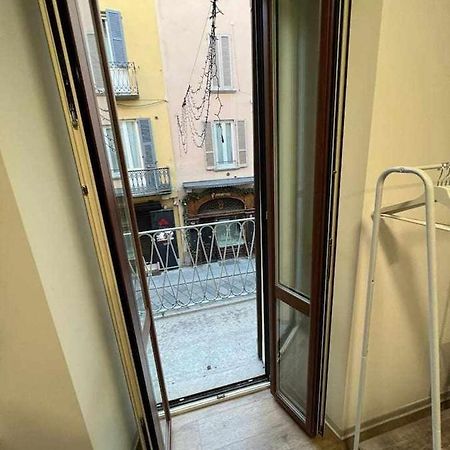 La Stanza Del Manzoni 1 Piano No Ascensore Pavia Luaran gambar